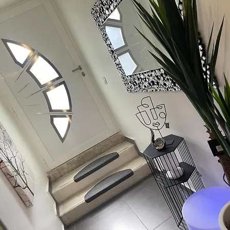 Spalatum New Chic & With Kitchen And Terrace - Centre 斯普利特