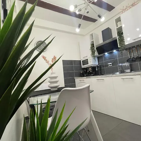 Gasthof Spalatum New Chic & With Kitchen And Terrace - Centre