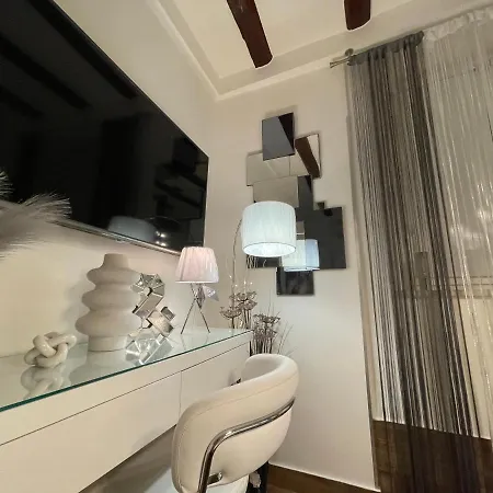 Gasthof Spalatum New Chic & With Kitchen And Terrace - Centre Split