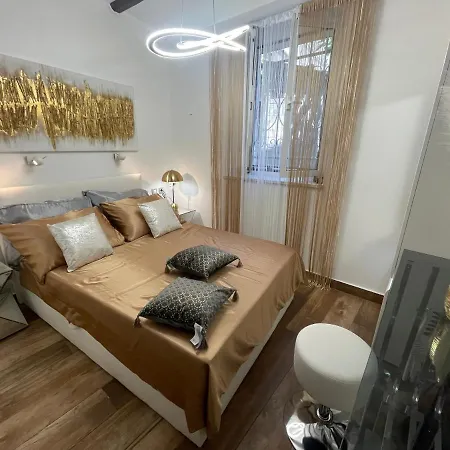 Spalatum New Chic & With Kitchen And Terrace - Centre Gasthof Split