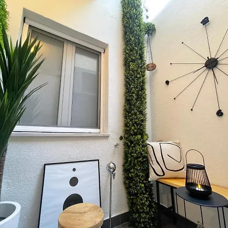 Spalatum New Chic & With Kitchen And Terrace - Centre Gasthof *
