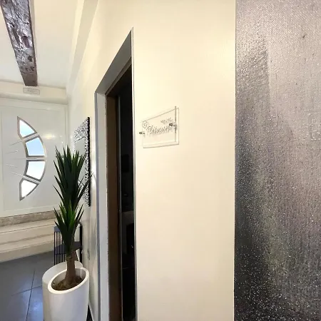 Gasthof Spalatum New Chic & With Kitchen And Terrace - Centre